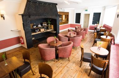 Classic British – Maids Head Hotel