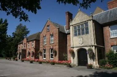 Classic British – Hatherley Manor