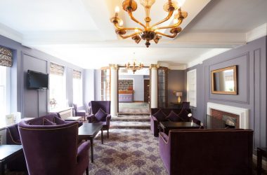 Bush Hotel Farnham