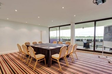 Kempton Park Racecourse, A Jockey Club Venue