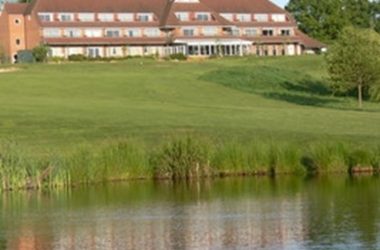 London Beach Country Hotel and Golf Club