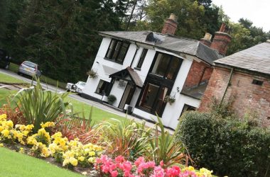Old Rose & Crown Hotel